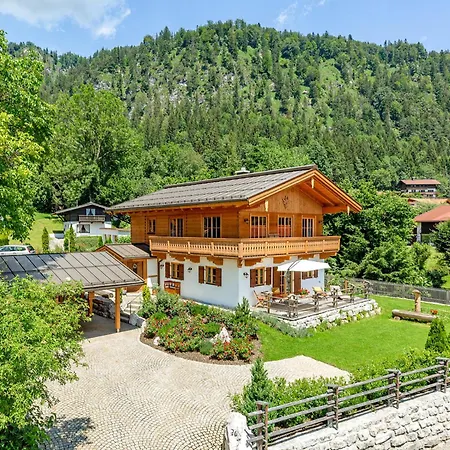 Unter Weissblauem Himmel Holiday home